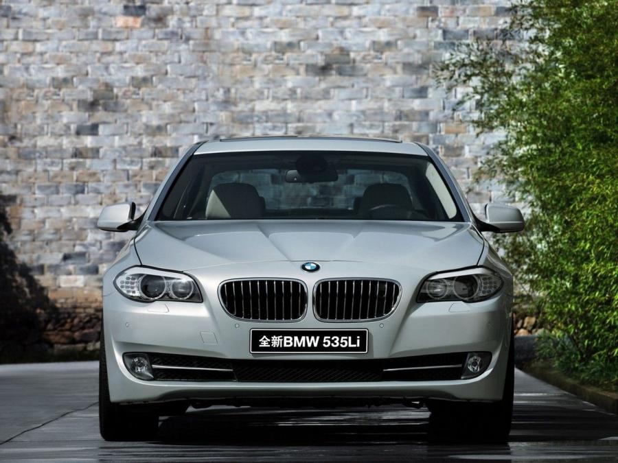  BMW 535Li 2010 года  (фото 5 из 16)